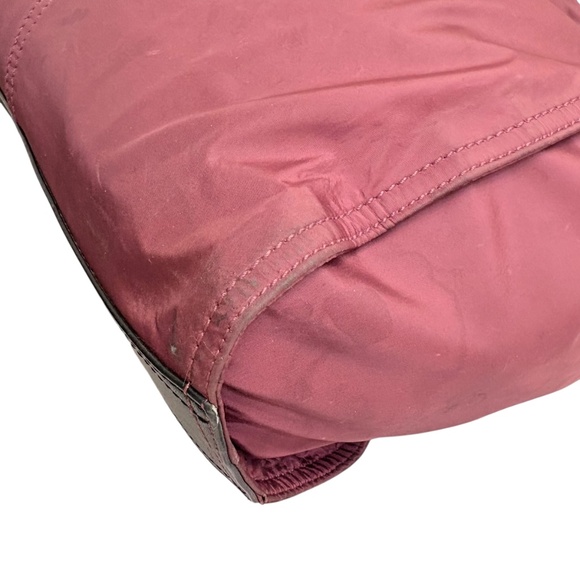 Burberry burgandy nylon and black leather shoulder bag - Picture 15 of 16